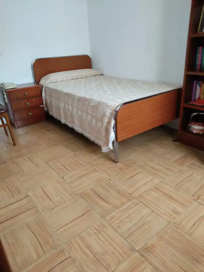 Habitación de Casa o chalet en venta en Muelas de los Caballeros con Trastero, Horno y Lavadora