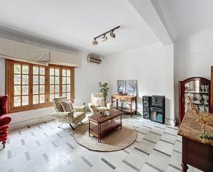 Sala d'estar de Casa o xalet en venda en  Almería Capital amb Parquet i Terrassa