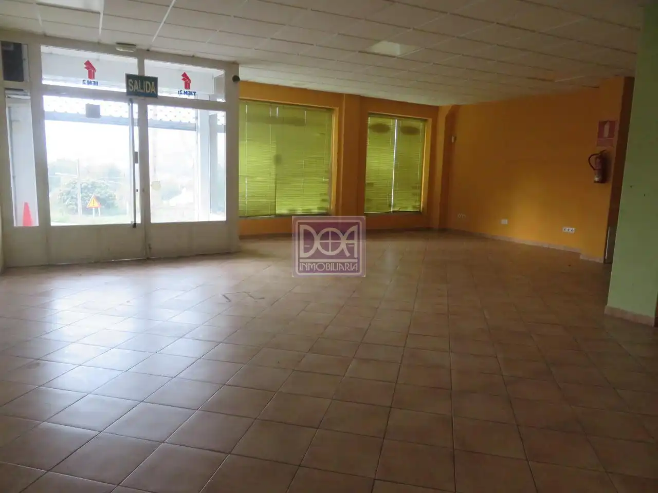 Local comercial de lloguer a Mondariz