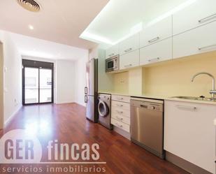 Kitchen of Flat for sale in Terrassa  with Air Conditioner, Heating and Parquet flooring