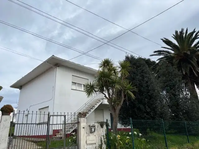 Vista exterior de Casa o chalet en venta en Narón con Parquet, Trastero y Amueblado