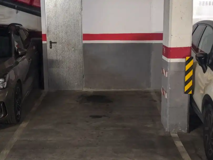 Einzelparkplatz zum Verkauf in Plaça De La Bòbila 3, imagen 7