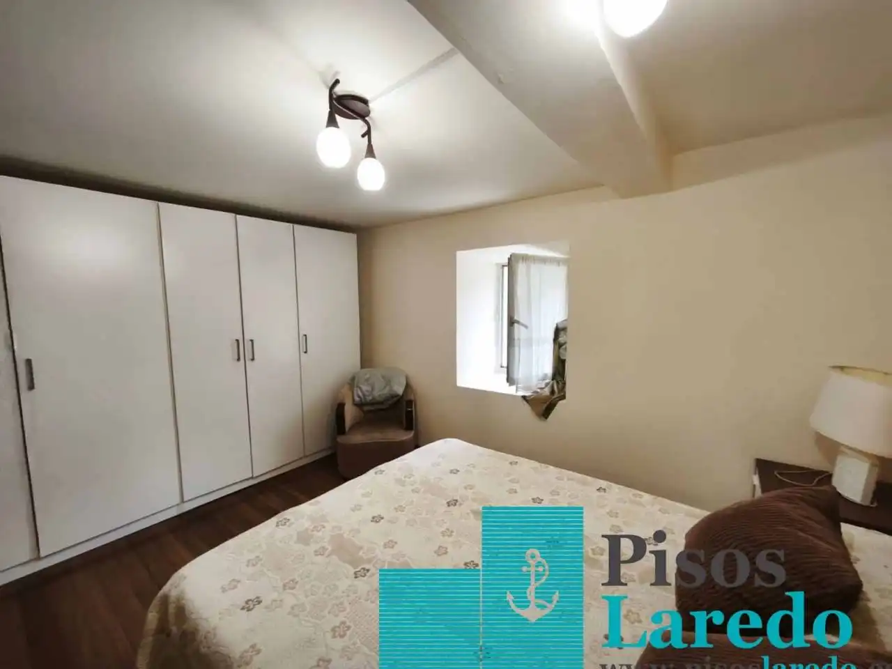 Detached homes for sale in Rasines  with Heating, Private garden and Parquet flooring