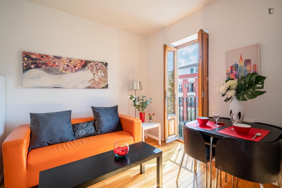Apartament de lloguer a Puerta del Ángel
