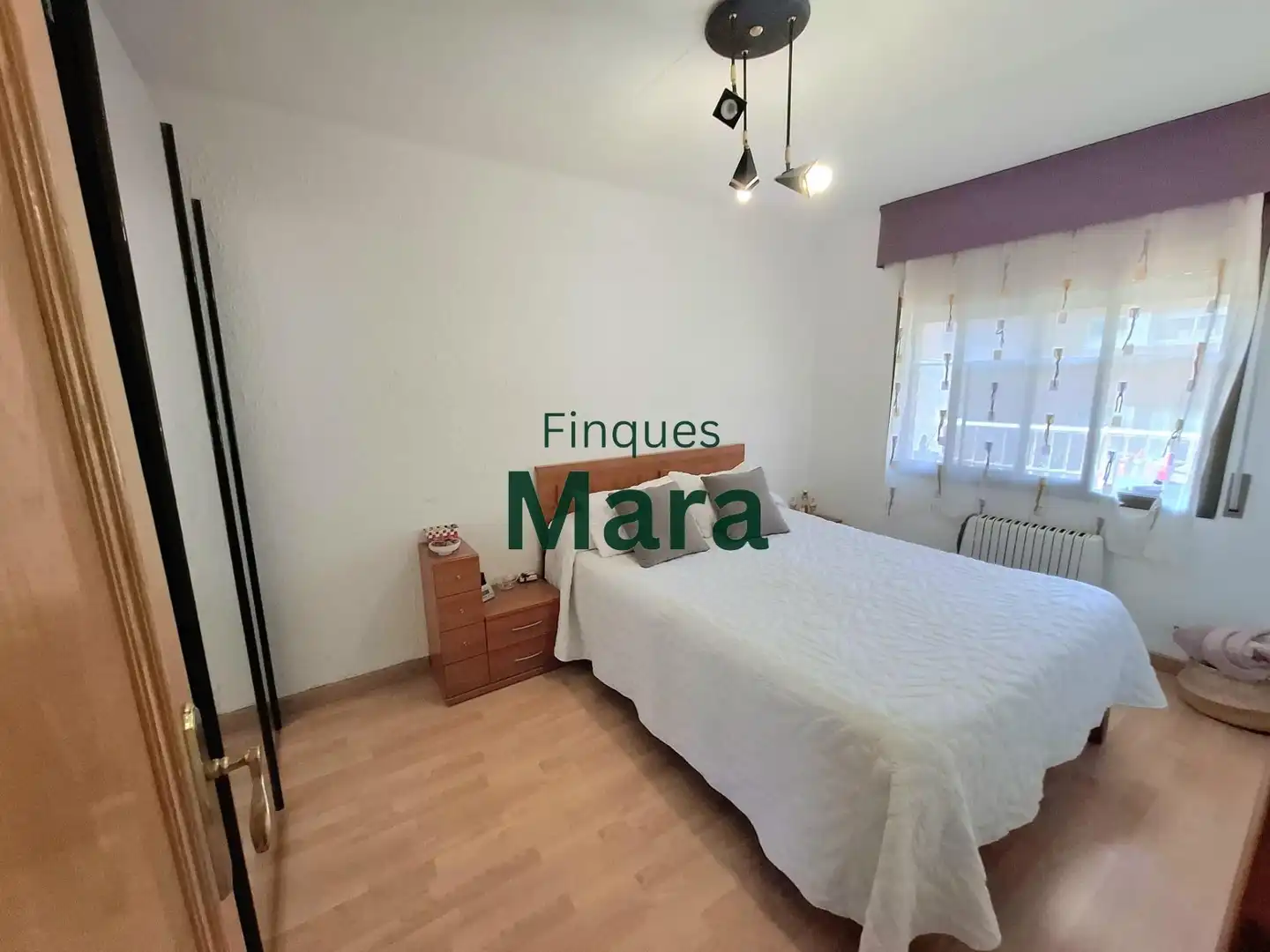 Habitación de Piso en venta en Sant Boi de Llobregat con Aire acondicionado, Parquet y Balcón