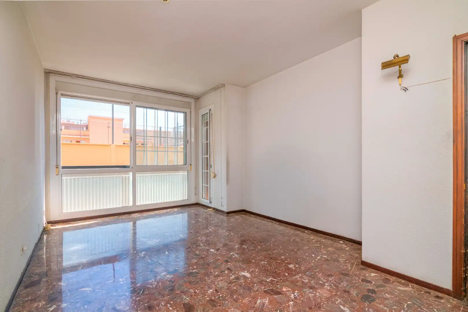 Piso en venta en Barcelona con Aire acondicionado, Calefacción y Balcón