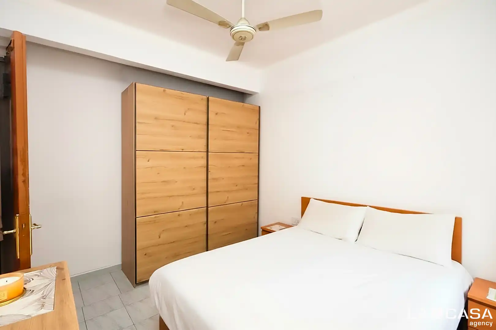 Habitación de Piso en venta en Barcelona con Calefacción y Balcón