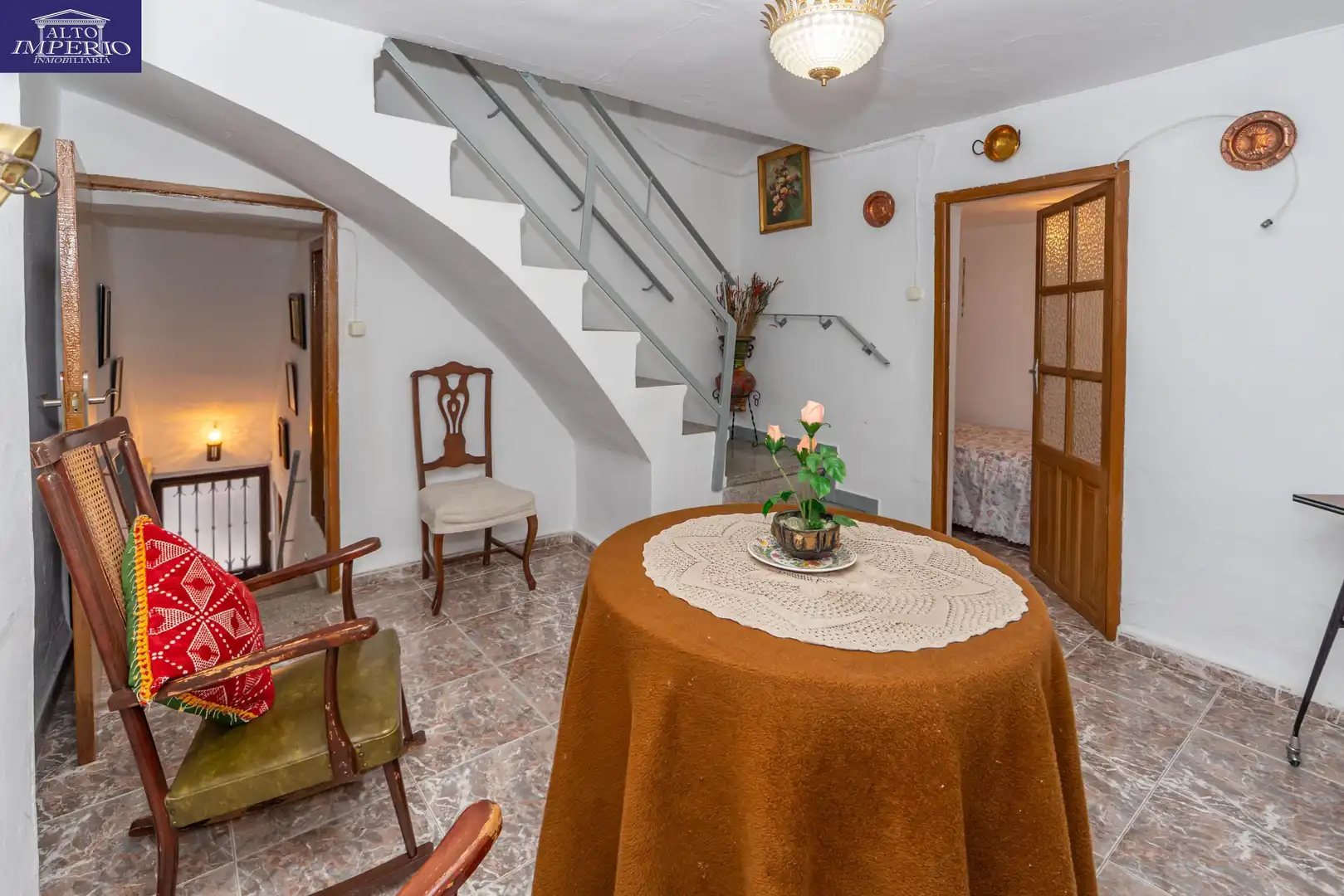 Einfamilien-Reihenhaus zum Verkauf in La Peza mit Balkon