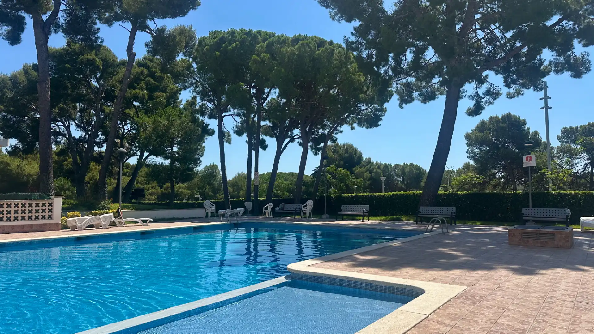 Schwimmbecken von Dachboden zum Verkauf in Salou mit Klimaanlage, Möbliert und Balkon