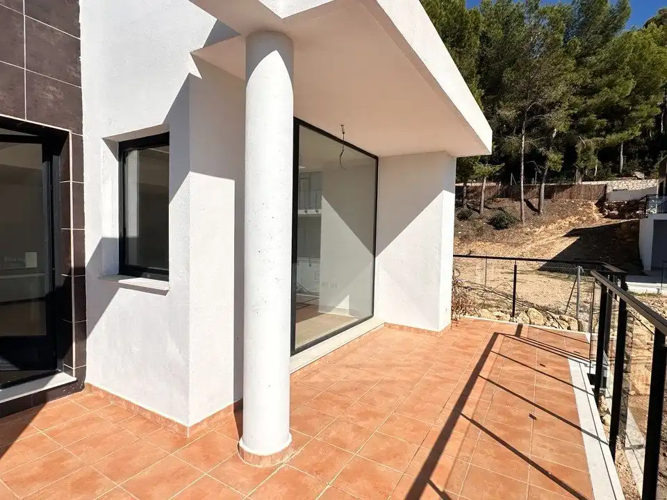 Vista exterior de Casa o chalet en venta en Chiva con Aire acondicionado y Terraza