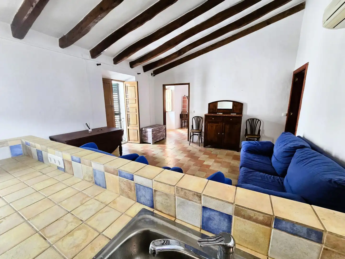Sala d'estar de Casa o xalet en venda en Calvià amb Calefacció, Jardí privat i Terrassa