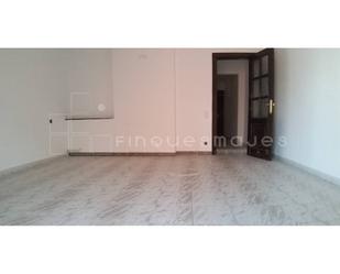 Flat for sale in Manresa  with Balcony