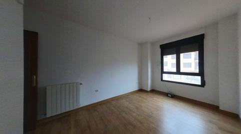 Foto 3 de Piso en venta en Yecla, Murcia