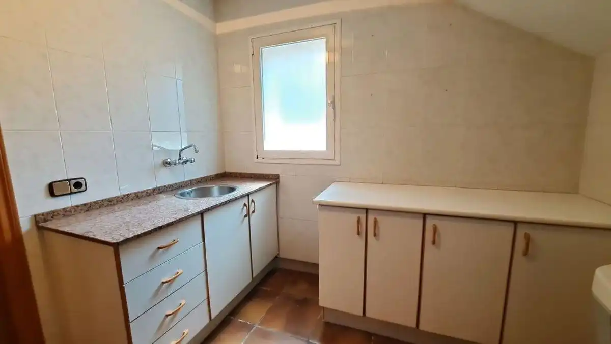 Cuina de Casa o xalet en venda en Abrera amb Aire condicionat, Calefacció i Jardí privat