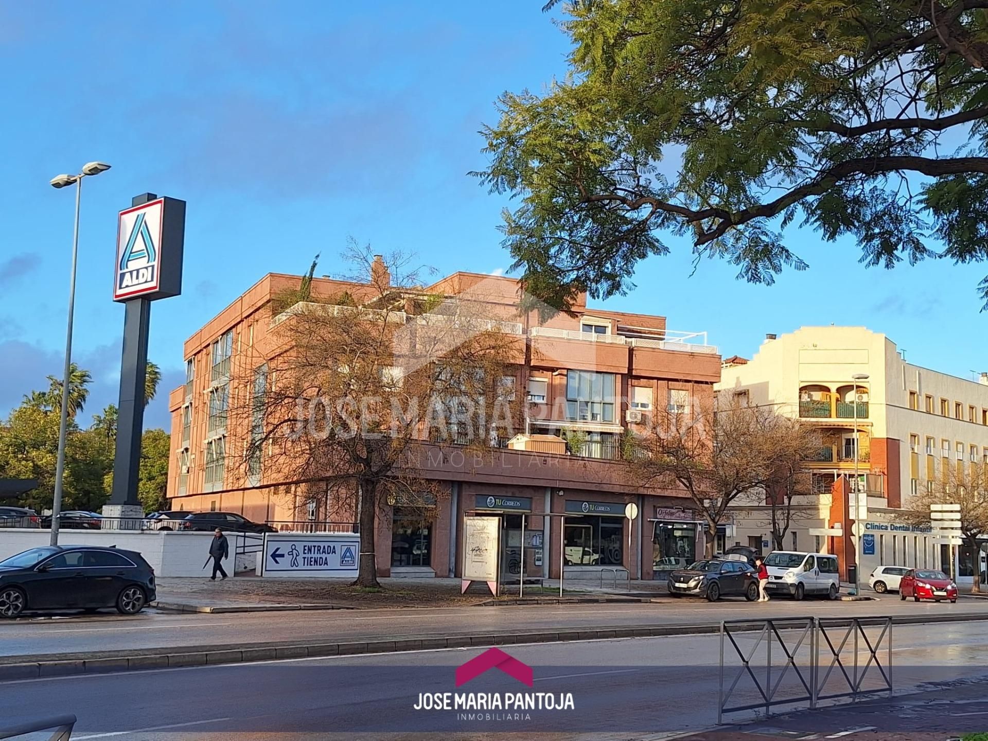 Exterior view of Flat for sale in Jerez de la Frontera  with Air Conditioner and Furnished