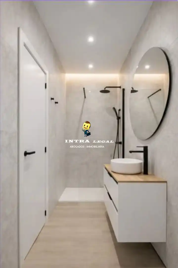Bany de Apartament en venda en Salamanca