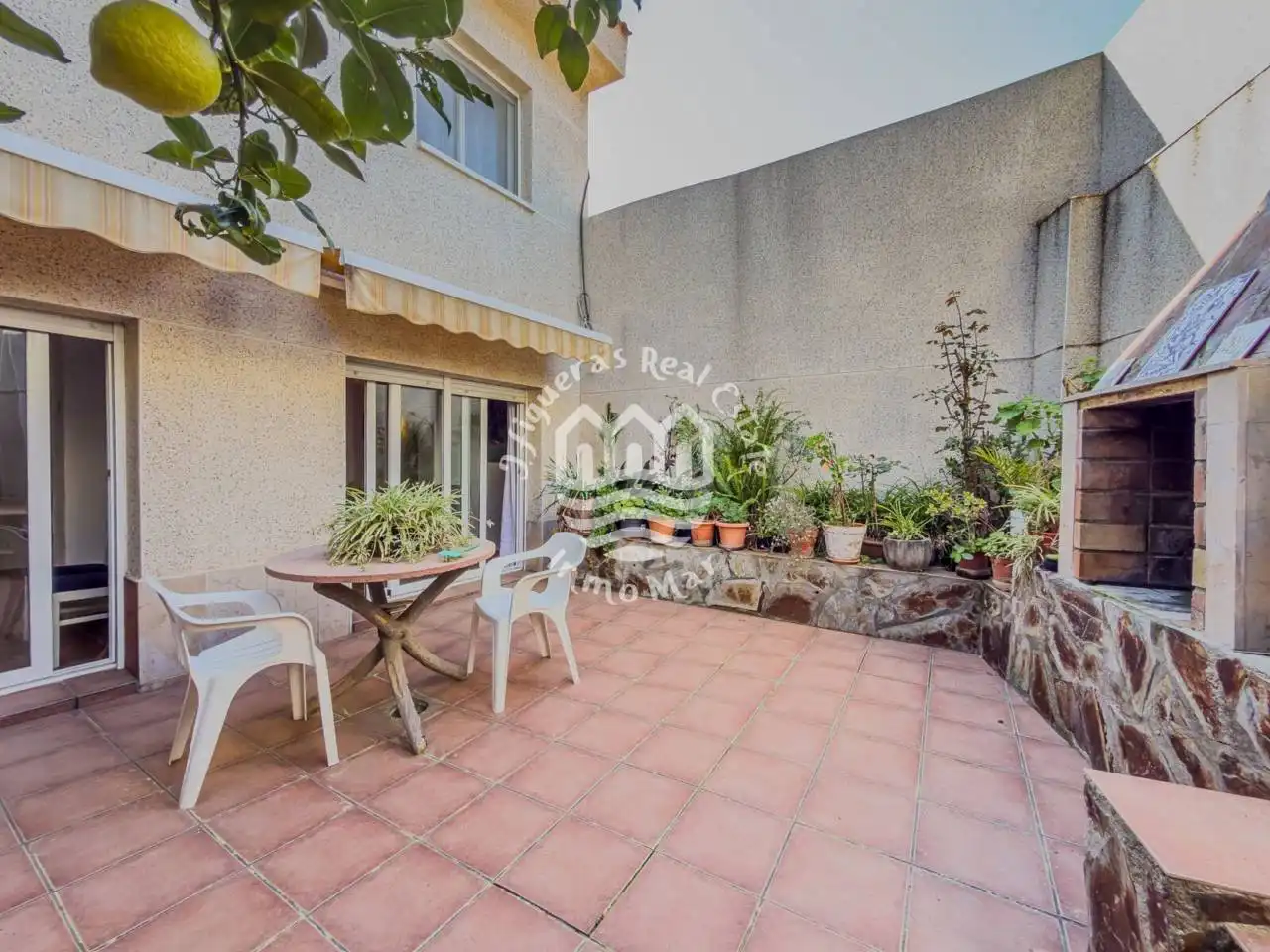 Jardí de Casa o xalet en venda en Terrassa amb Aire condicionat, Calefacció i Terrassa