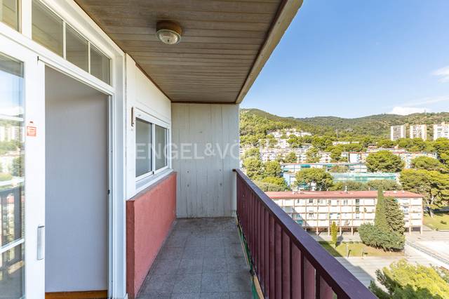 Apartamento en Venta en Montbau