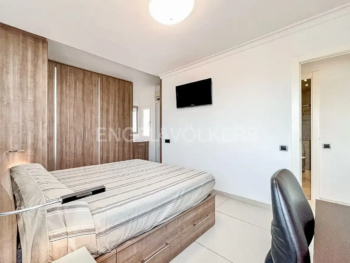 Habitación de Ático en venta en Barcelona con Aire acondicionado, Calefacción y Amueblado