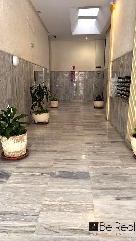 Piso en venta en Torremolinos con Terraza y Amueblado
