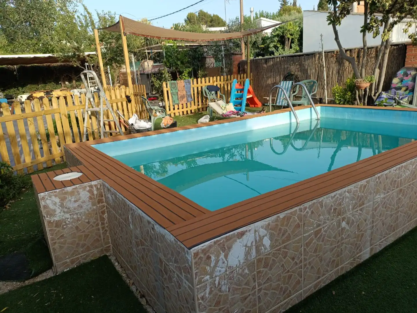 Casa con piscina in vendita a Carrer Escolanets 42, imagen 3