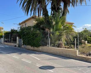 Vista exterior de Casa o xalet en venda en Benidorm amb Jardí privat