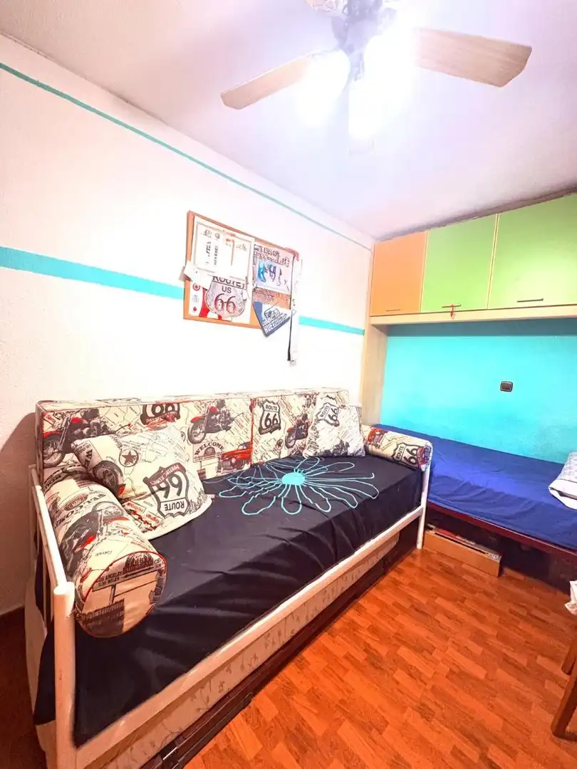 Bedroom of Flat for sale in Fuenlabrada  with Air Conditioner and Heating