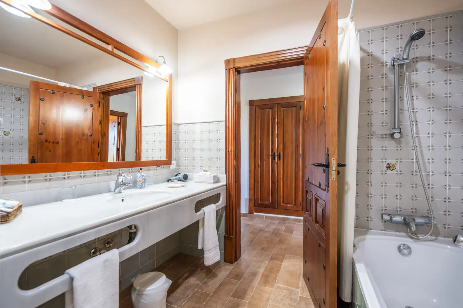 Bathroom of Country homes for sale in Cenicientos  with Heating, Private garden and Terrace