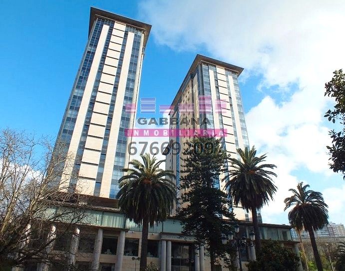 Apartament de lloguer en Vigo  amb Calefacció, Parquet i Moblat