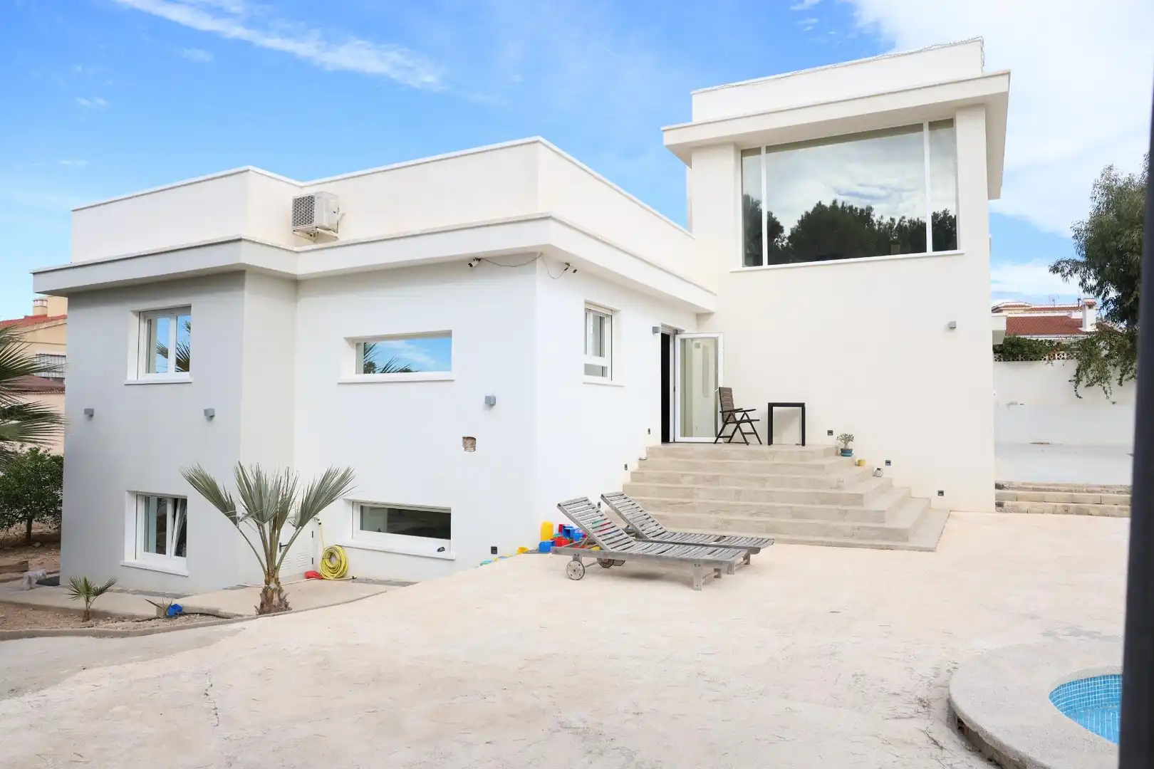 Vista exterior de Casa o xalet en venda en Rojales amb Piscina