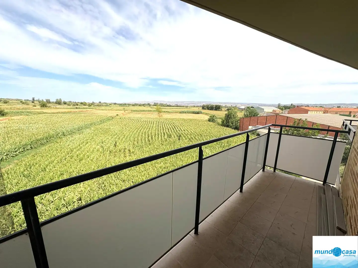 Terrace of Flat for sale in Pinseque  with Air Conditioner, Heating and Terrace