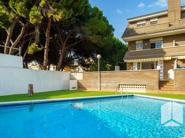 Casa a schiera con balcone in vendita a Carrer 19