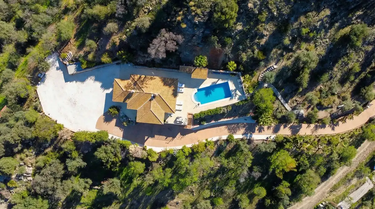 Detached house with pool for sale in Guaro, imagen 3