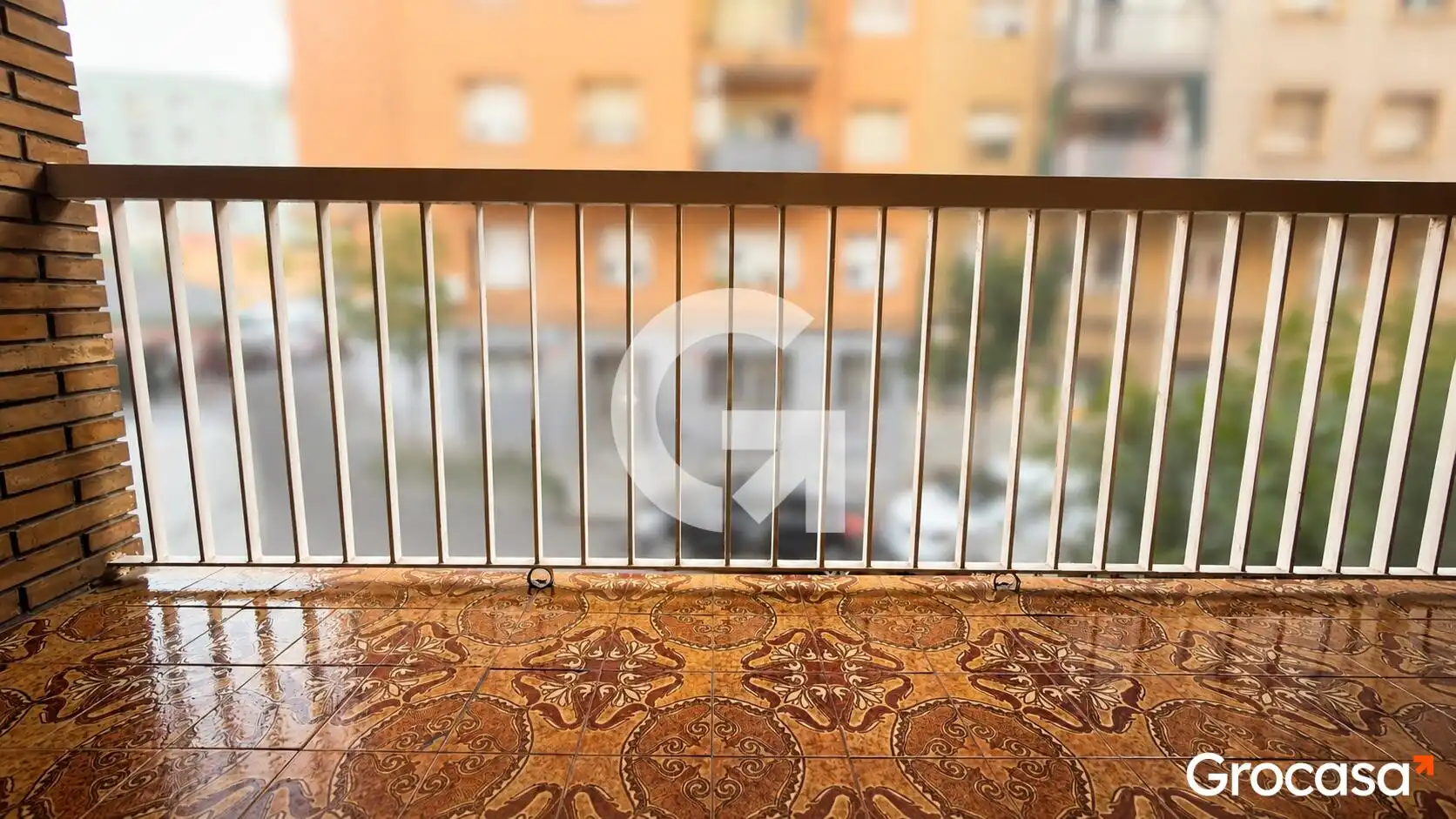 Balcony of Flat for sale in L'Hospitalet de Llobregat  with Air Conditioner and Balcony