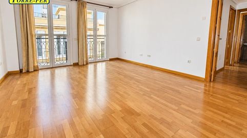 Foto 2 de Piso de alquiler en Plaza Vivas Perez, 1, Centro, Almería Capital