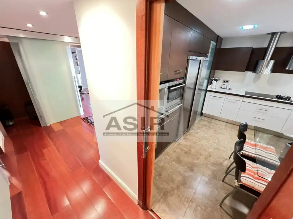 Flat for rent in Plaza Major, Centre
