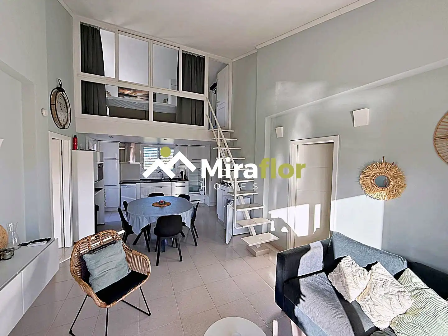 Habitación de Apartamento en venta en Dénia con Aire acondicionado, Terraza y Amueblado