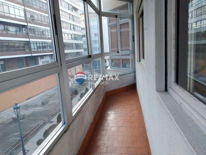 Vista exterior de Pis en venda en Vigo  amb Traster i Balcó