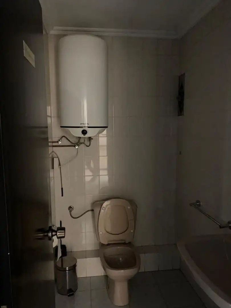 Badezimmer von Geschaftsraum zum Verkauf in Esteiro