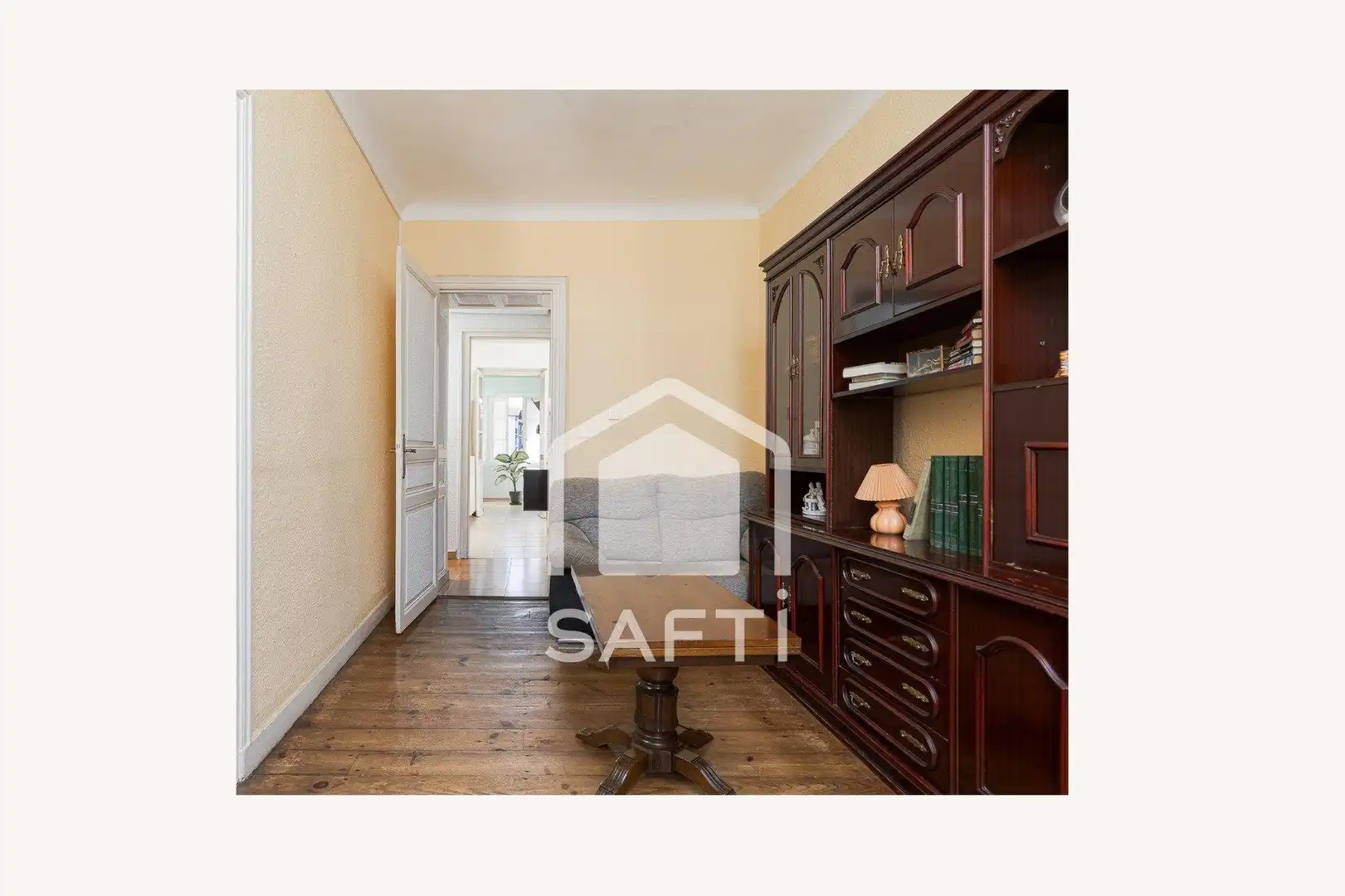 Habitación de Apartamento en venta en Irun  con Calefacción y Balcón
