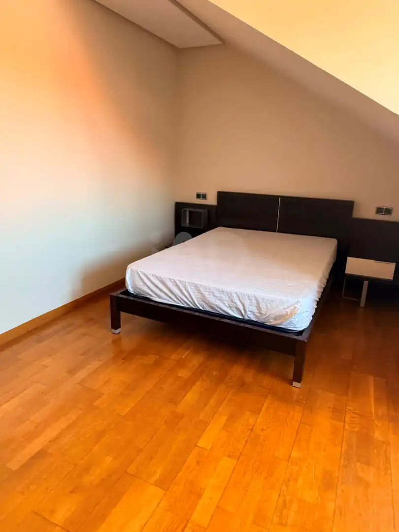 Bedroom of Duplexes for sale in Villaquilambre  with Heating