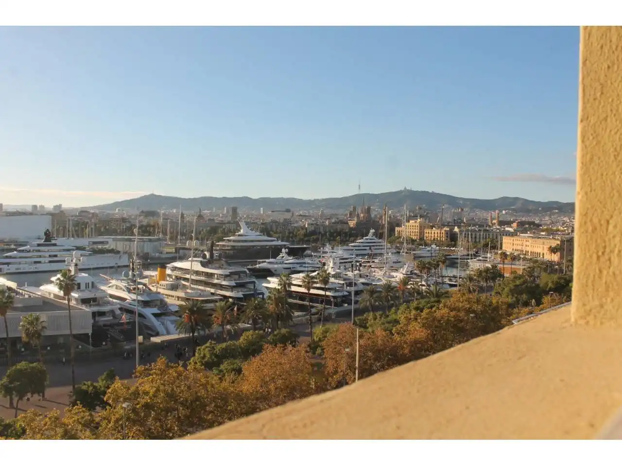 Vista exterior de Apartamento en venta en Barcelona