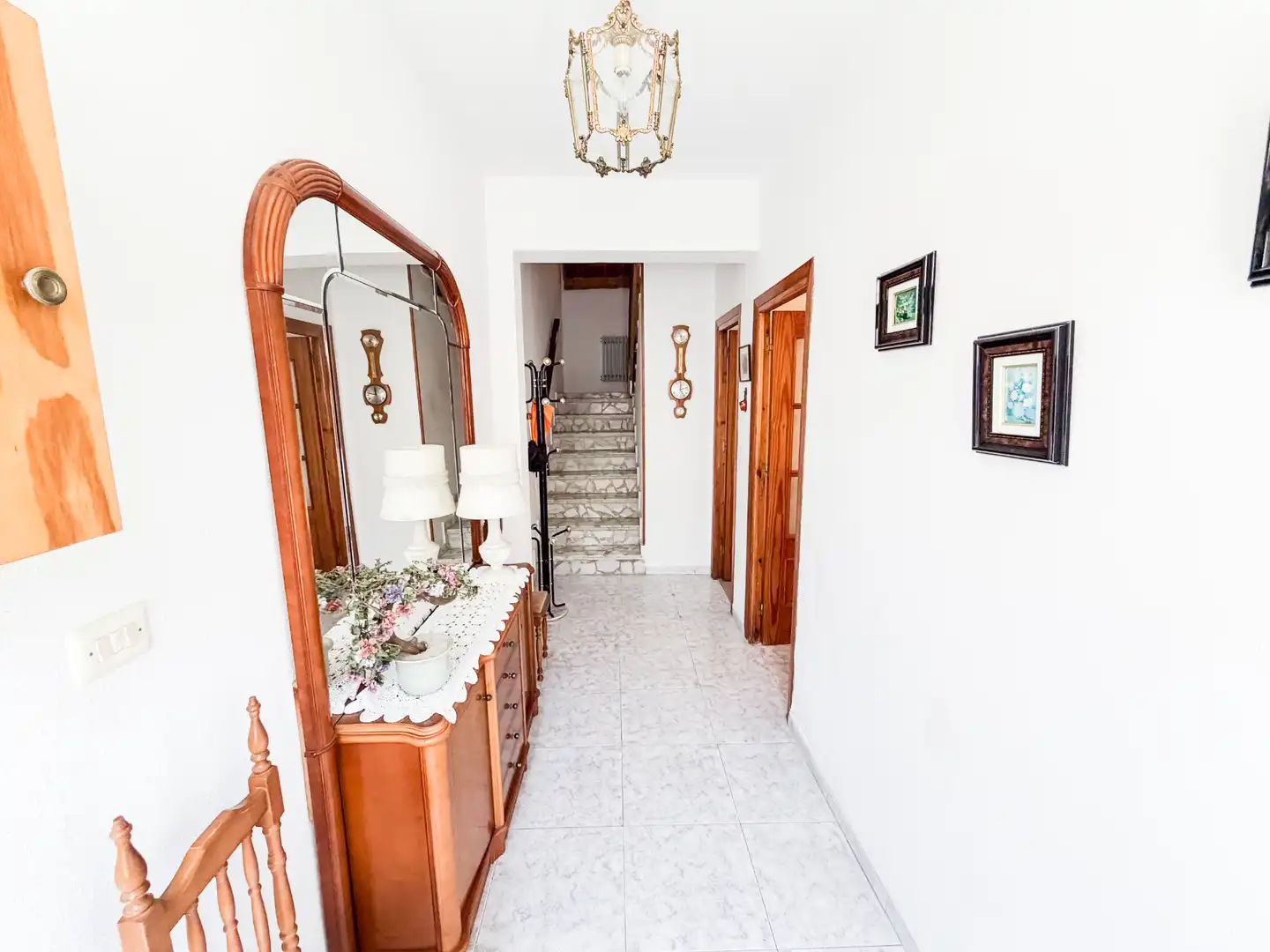 Casa o xalet en venda en Baza amb Calefacció, Moblat i Forn