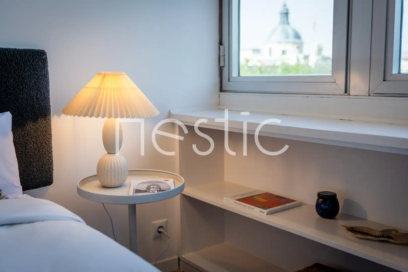 Habitación de Apartamento de alquiler en Madrid con Aire acondicionado, Calefacción y Amueblado