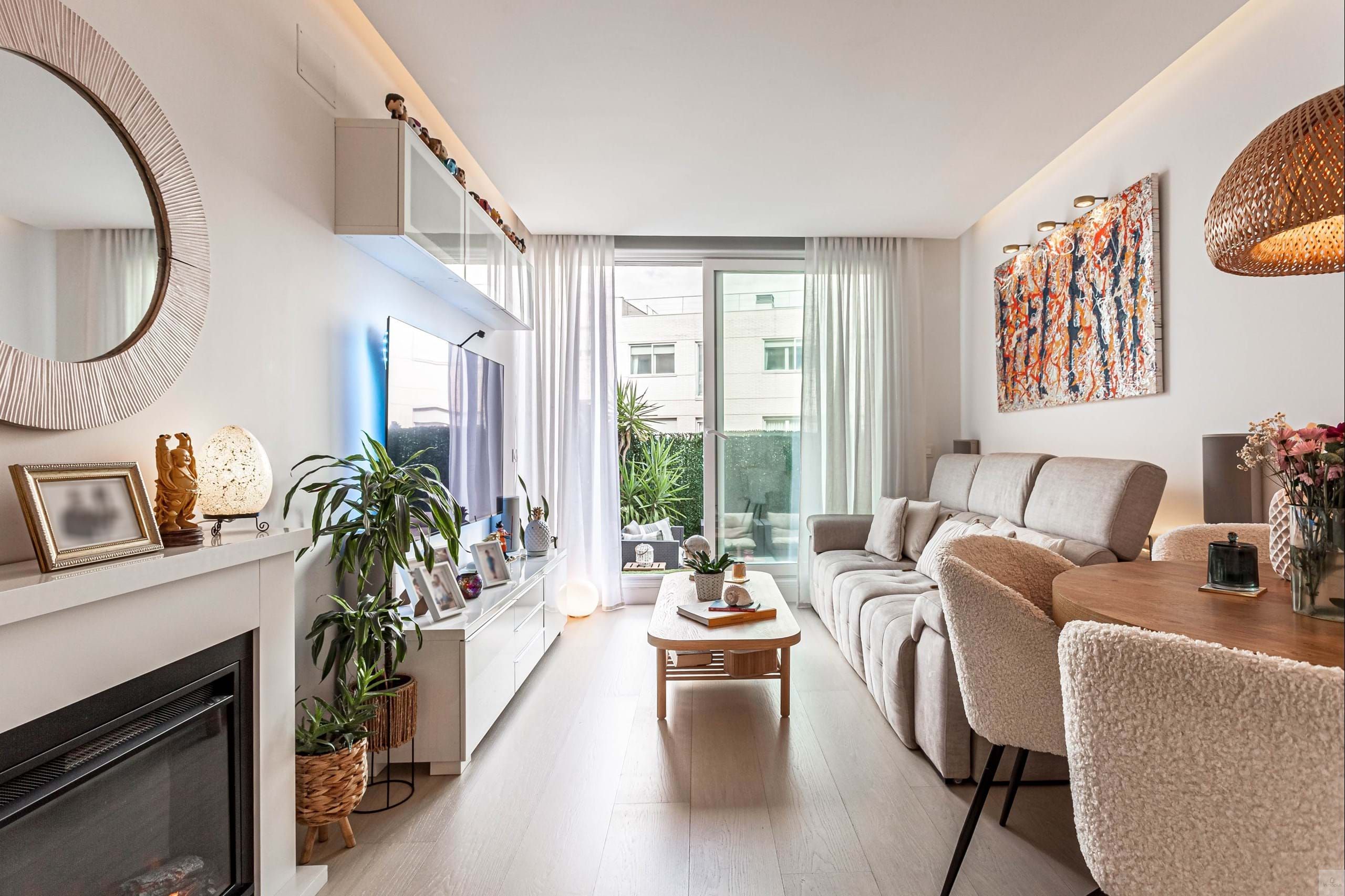 Living room of Flat for sale in Las Rozas de Madrid  with Air Conditioner, Heating and Terrace