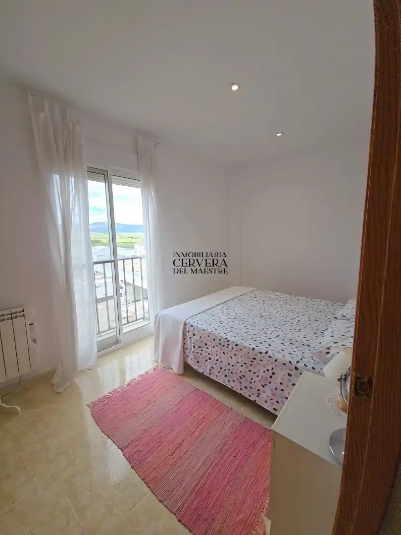 Dormitori de Casa adosada en venda en La Salzadella amb Aire condicionat, Calefacció i Jardí privat