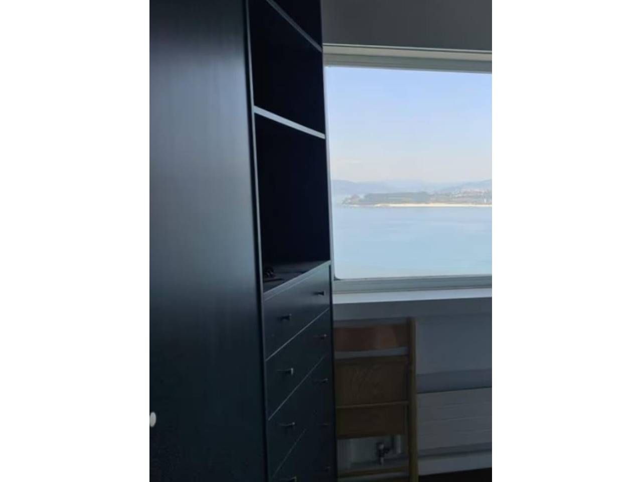Bedroom of Study for sale in Vigo   with Heating, Parquet flooring and Furnished