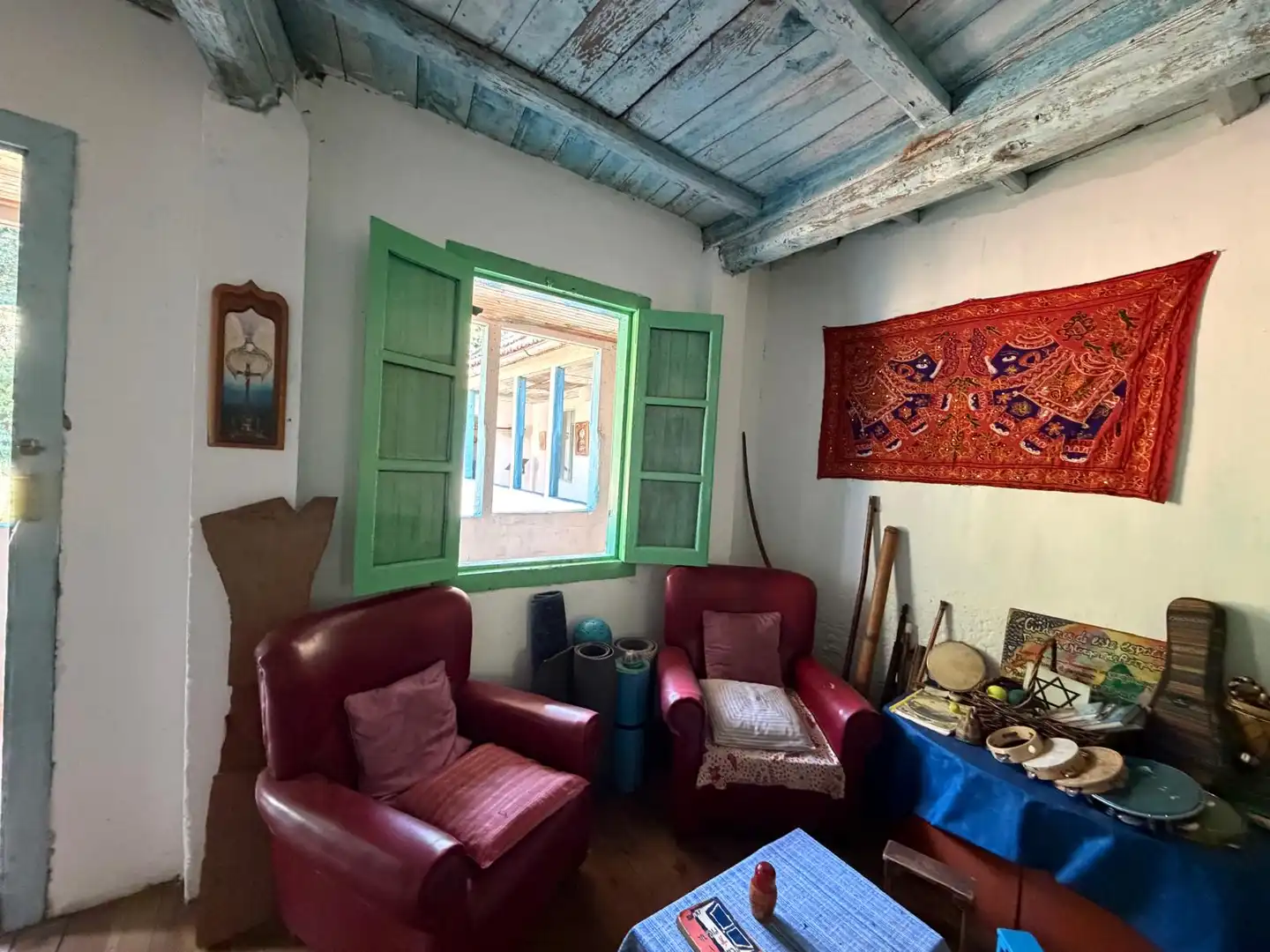 Sala d'estar de Finca rústica en venda en Gomesende amb Jardí privat, Terrassa i Traster