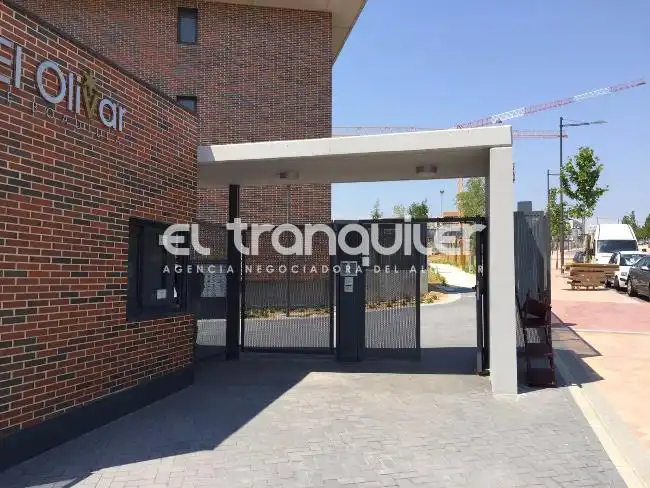 Piso de alquiler en Calle Avenida Victimas del Terrorismo, Valenoso