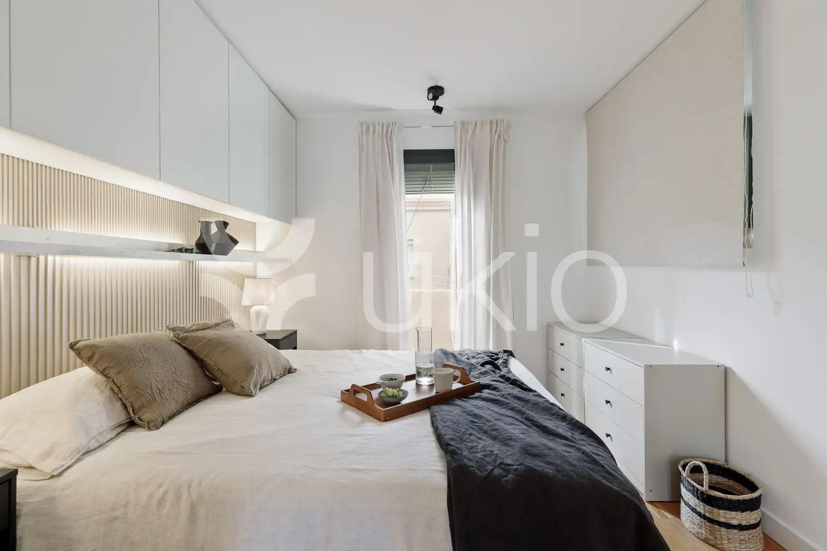 Habitación de Apartamento de alquiler en Barcelona con Aire acondicionado, Calefacción y Amueblado